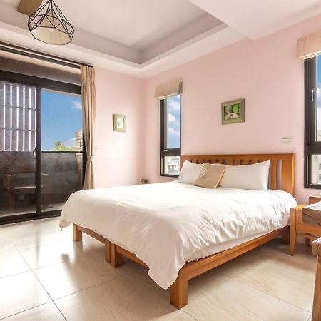 Jhongshan Building Bed And Breakfast Hualien City Exterior photo