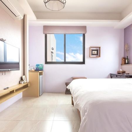 Jhongshan Building Bed And Breakfast Hualien City Exterior photo