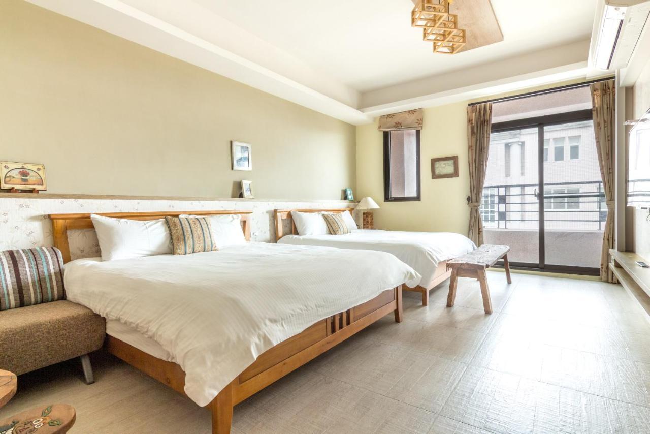 Jhongshan Building Bed And Breakfast Hualien City Exterior photo