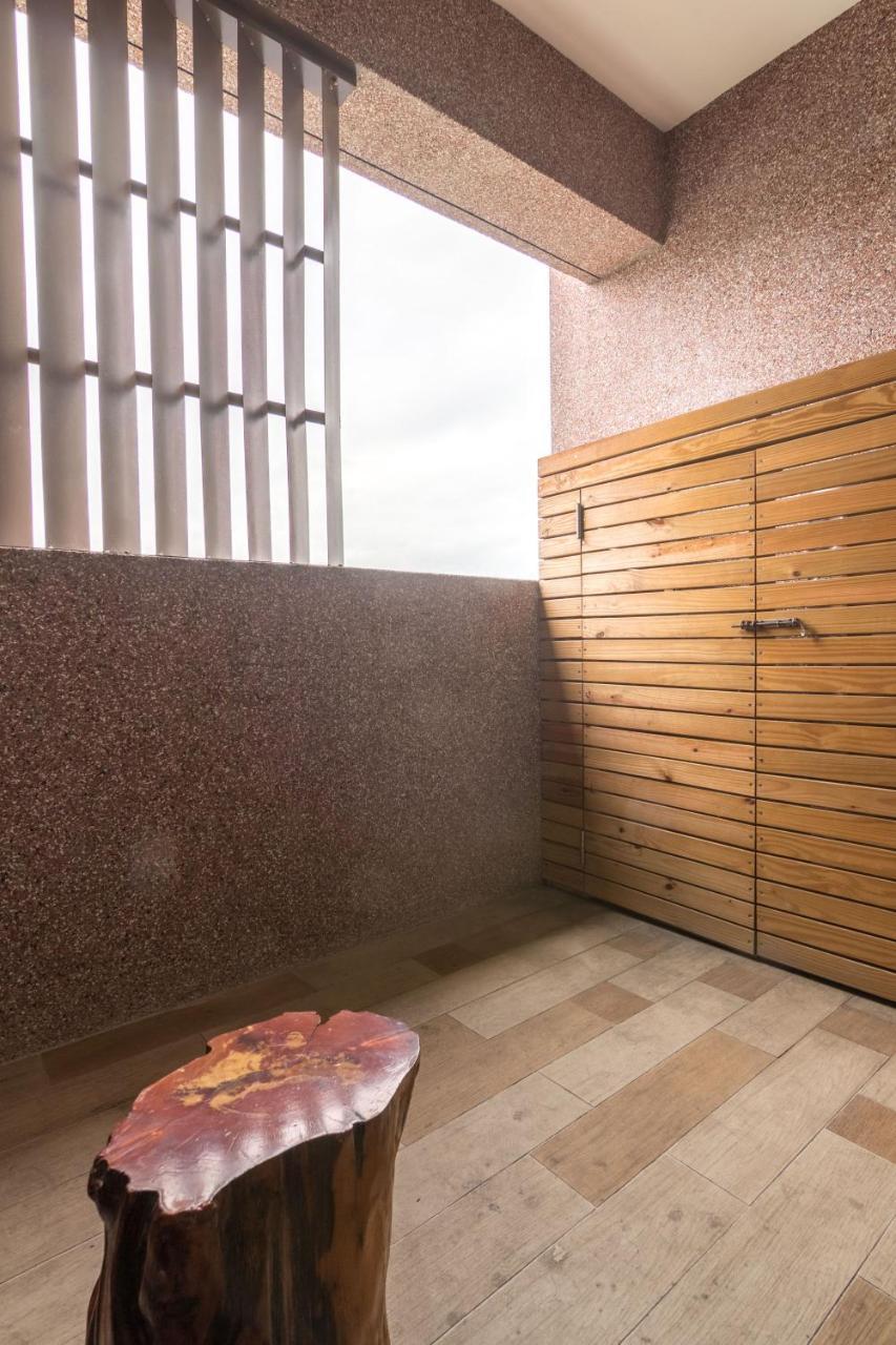 Jhongshan Building Bed And Breakfast Hualien City Exterior photo