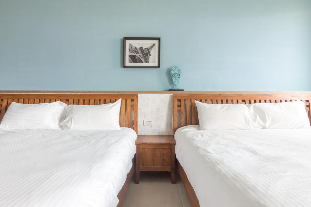 Jhongshan Building Bed And Breakfast Hualien City Exterior photo